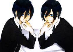  arisato_minato arisato_minato_(cosplay) black_hair blue_eyes blue_hair bow male mochizuki_ryouji multiple_boys persona persona_3 ribbon school_uniform short_hair simple_background smile 