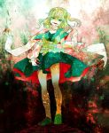  arm_warmers blonde_hair claws dress evil_smile green_eyes highres mizuhashi_parsee open_mouth pointy_ears scarf shimana_(cs-ts-az) smile solo touhou 