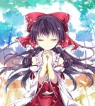  ascot bare_shoulders black_hair bow closed_eyes detached_sleeves eyes_closed hair_bow hair_tubes hakurei_reimu hands_clasped hikobae long_hair shirt skirt skirt_set smile solo touhou wide_sleeves wind 