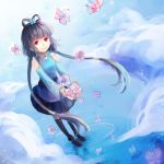  holding luo_tianyi red_eyes rue_(wyha666) smile solo vocaloid water 