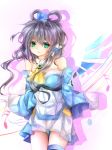  green_eyes luo_tianyi musical_note simple_background solo thigh-highs thighhighs vocaloid yudaoshan zettai_ryouiki 