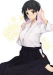  bad_id black_hair blush green_eyes hair_ornament hairclip hakama japanese_clothes kirigaya_suguha sword_art_online towel 