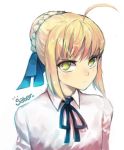 ahoge blonde_hair bust character_name fate/stay_night fate_(series) green_eyes hair_ribbon looking_at_viewer ribbon rough rushi_(bloodc) saber short_hair solo 