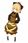  1girl blonde_hair hachi105 hair_ribbon hands_on_hips kurodani_yamame ponytail raised_eyebrow ribbon solo touhou yellow_eyes 