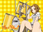  bad_id brown_eyes brown_hair drum drum_set drums hairband instrument k-on! short_hair solo tainaka_ritsu tennen_ahoke water_bottle yellow_eyes 