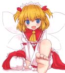  1girl ascot barefoot blonde_hair blue_eyes fairy_wings fang feet looking_at_viewer minnku open_mouth sitting smile soles solo sunny_milk toes touhou twintails wings 