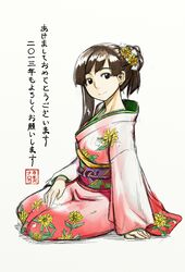  2013 akeome blush brown_eyes brown_hair fuwari highres japanese_clothes kimono kotoyoro long_hair looking_at_viewer new_year ren&#039;ai_shimasen_ka? sitting smile solo tachibana_midori translated 