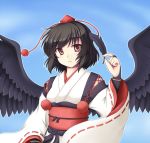  1girl bird_wings black_hair blue_sky bridal_gauntlets feathers gomi_(gomitin) hat japanese_clothes kimono looking_at_viewer obi pom_pom_(clothes) red_eyes shameimaru_aya short_hair sky smile solo tokin_hat touhou 