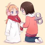  2girls 50yen black_eyes black_hair blonde_hair blue_eyes blush bunny_earmuffs earmuffs labcoat long_hair multiple_girls nichijou open_mouth oversized_clothes professor_shinonome scarf shinonome_nano short_hair simple_background sleeves_past_wrists smile winding_key 